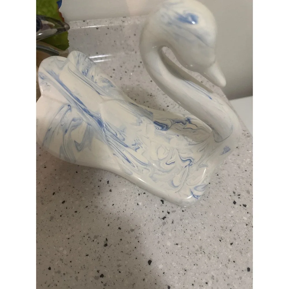 Vintage‎ Blue and White Marble Ceramic Swan Figurine Studio Pottery 1002